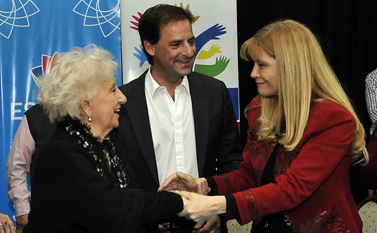 Acuerdo de cooperación con las Abuelas de Plaza de Mayo