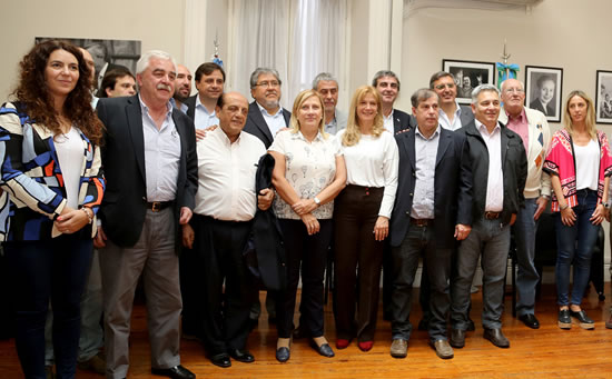 Reunión con legisladores